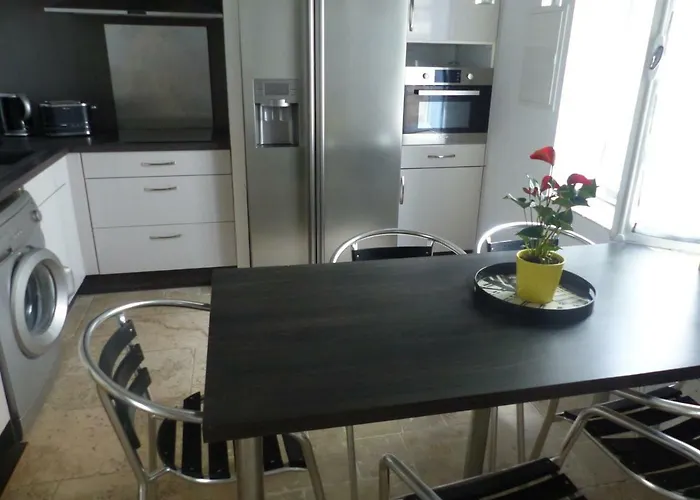 Dom wakacyjny De Ly's - Vue Sur La Cite Medievale *