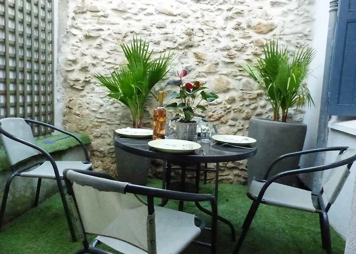 De Ly's - Vue Sur La Cite Medievale